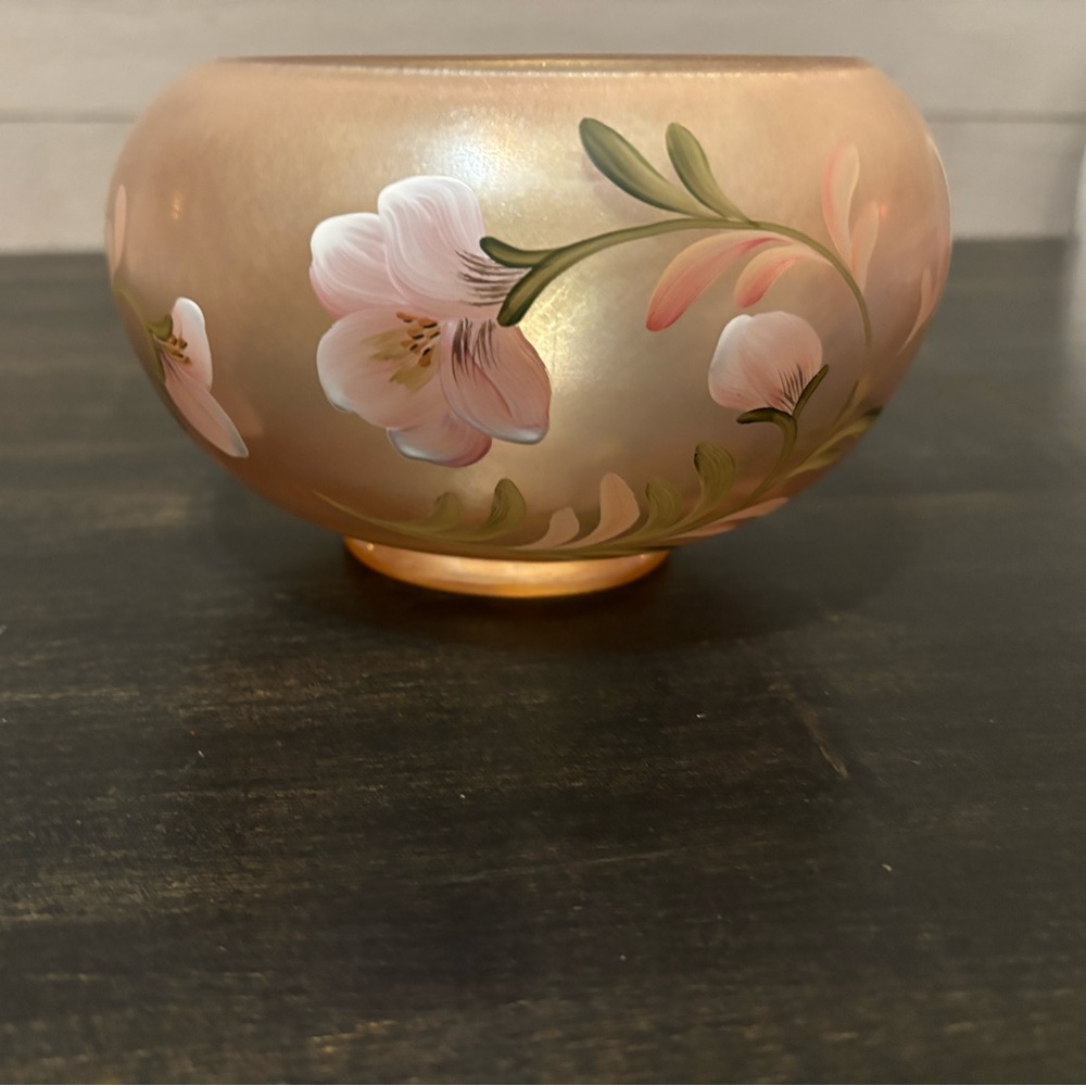 Fenton “Baroque Floral” on Sunset Stretch Rose bowl.